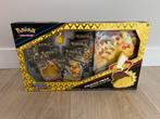 Crown Zenith Pikachu VMAX Premium Collectie, Ophalen of Verzenden, Nieuw, Overige typen, Foil