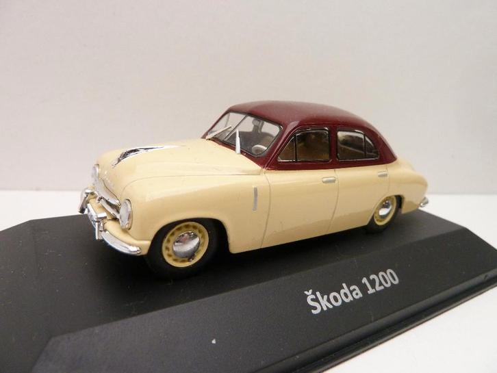 Skoda 1200  ''  Abrex '', Hobby en Vrije tijd, Modelauto's | 1:43, Zo goed als nieuw, Auto, Overige merken, Ophalen of Verzenden