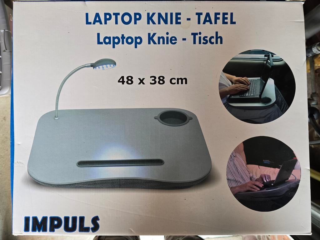 Laptop knie tafel met lampje, Computers en Software, Laptoptafels, Ophalen of Verzenden, Zo goed als nieuw