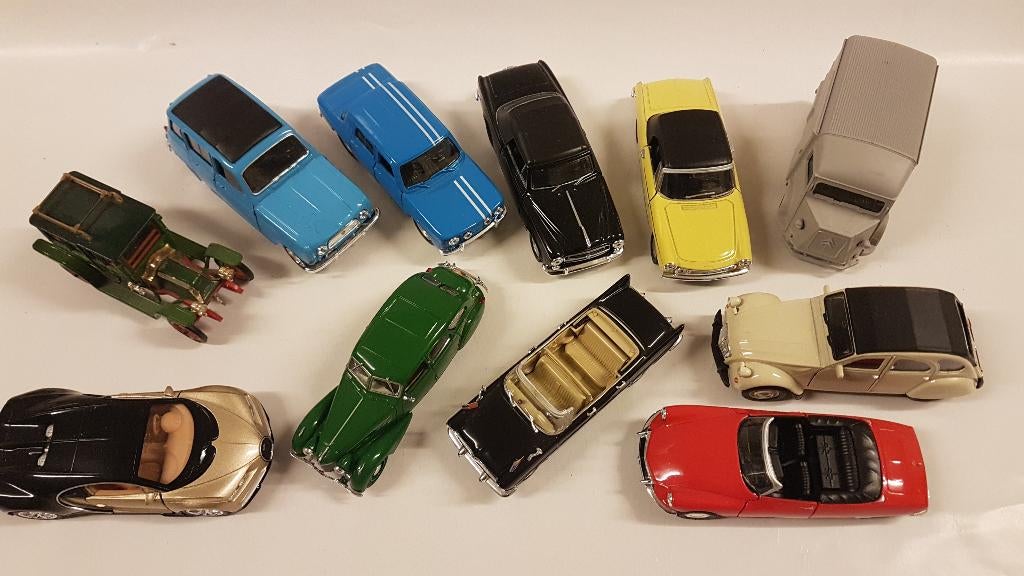 11x Renault Peugeot Bugatti Citroen Simca automodellen 1:43, Ophalen of Verzenden, Nieuw, Auto, Overige merken