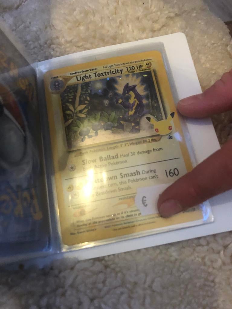 Pokémon Kaart: Light Toxtricity 120 HP (Foil), Ophalen of Verzenden, Zo goed als nieuw, Losse kaart, Foil