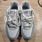 Nike Air Max sneakers - Grijs, Nike, Ophalen of Verzenden, Sneakers of Gympen, Grijs