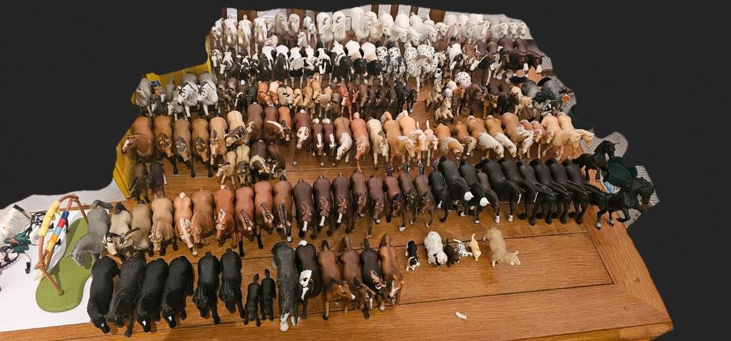 Schleich - lees advertentie, Verzamelen, Dierenverzamelingen, Ophalen of Verzenden, Zo goed als nieuw, Paard, Beeldje of Figuurtje