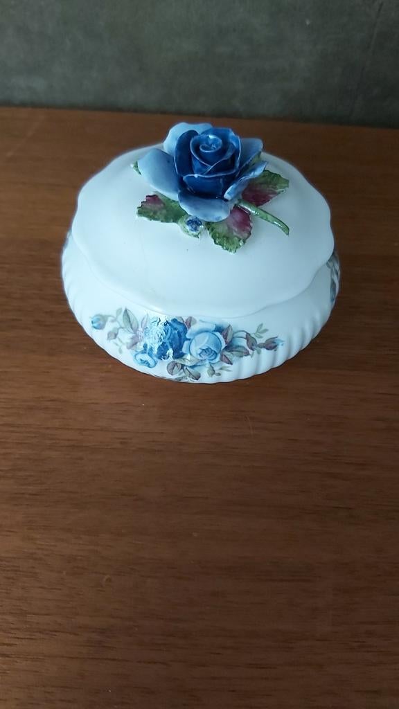 Royal Albert Moonlight Rose, Ophalen of Verzenden