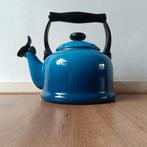 Le crueset fluitketel tradition Azure 2.1 liter gas inductie, Ophalen of Verzenden, Zo goed als nieuw, Overige materialen, Overige typen