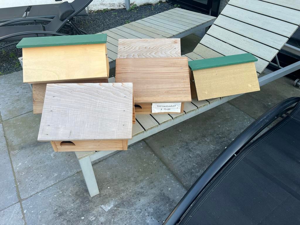 5 stuks vogelhuisjes zwaluwnestkasten, Tuin en Terras, Vogelhuisjes en Vogelbaden, Ophalen of Verzenden, Zo goed als nieuw