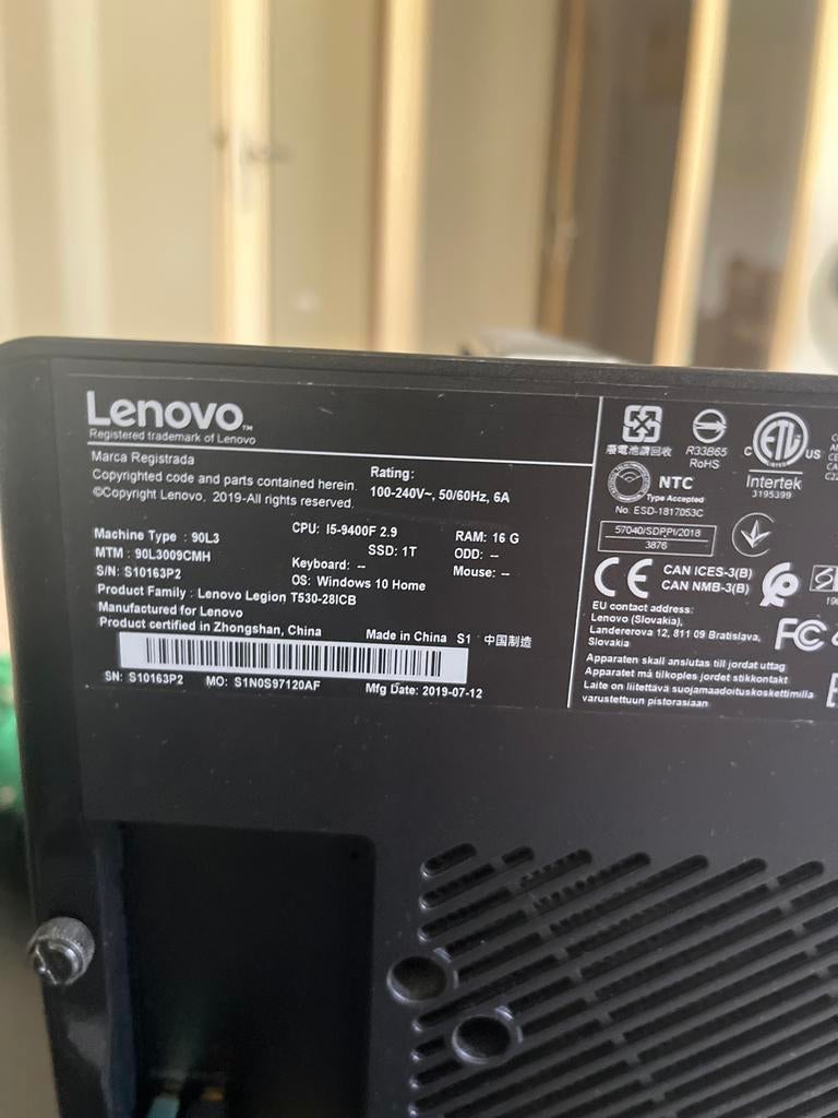Lenovo Legion T530-28ICB Desktop PC, Computers en Software, Desktop Pc's, Gebruikt, 2 tot 3 Ghz, SSD, 16 GB, Met videokaart, Met monitor