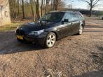 BMW 525i bouwjaar 2005 Zwart, Auto's, Automaat, Achterwielaandrijving, Zwart, 2000 kg