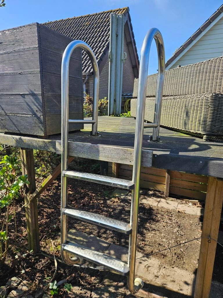RVS Zwembadtrap - Duurzaam en Veilig, Tuin en Terras, Ophalen of Verzenden, Gebruikt, Overige typen