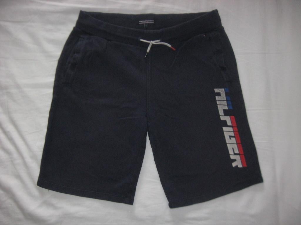 Tommy Hilfiger korte broek maat 176, Broek, Ophalen of Verzenden, Jongen, Tommy Hilfiger
