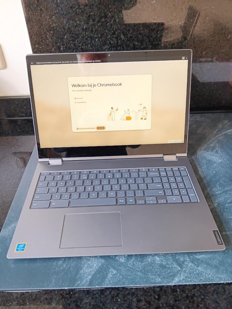 Lenovo Chromebook C340-15 - Zo goed als nieuw, Computers en Software, Chromebooks, 4 GB of minder, 15 inch, Qwerty, Ophalen of Verzenden