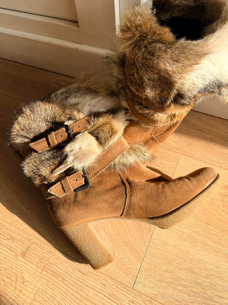 Bruine Manas Design laarzen met bont en hak, maat 39, Kleding | Dames, Schoenen, Ophalen, Hoge laarzen, Bruin, Zo goed als nieuw