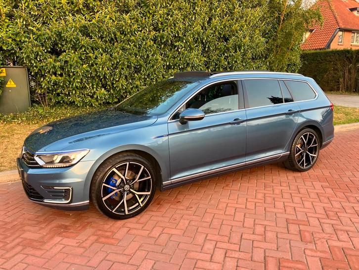 Volkswagen Passat Variant 1.4 TSI GTE panorama dak alcantara, Auto's, Volkswagen, Bedrijf, Te koop, Passat, ABS, Airbags, Airconditioning
