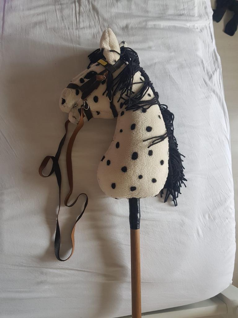 Hobbyhorse met stippen, Ophalen of Verzenden, Zo goed als nieuw