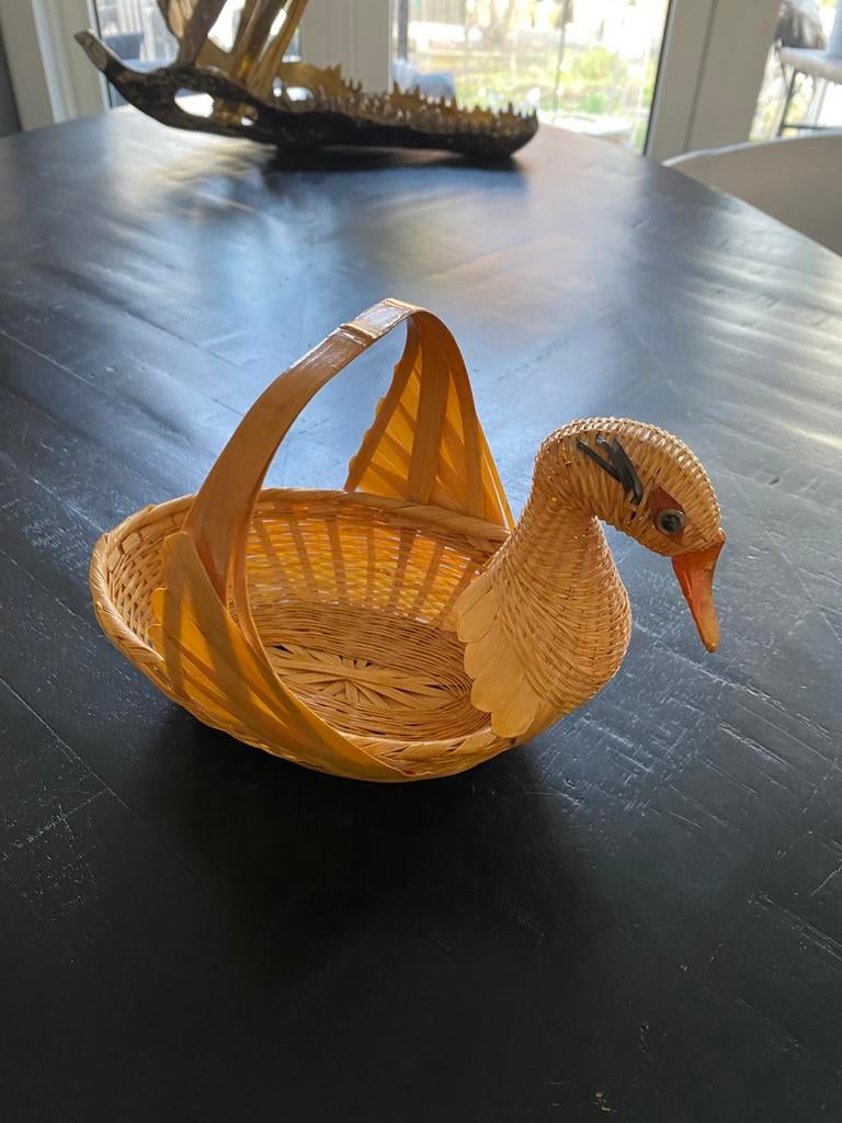 Retro mandje eend, paasmandje, eiermandje, riet, Ophalen