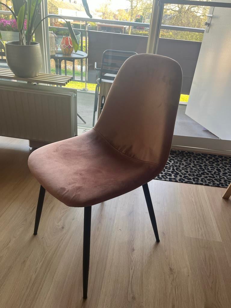 4x Roze Velvet Eetkamerstoelen - Kwantum, Huis en Inrichting, Ophalen, Overige kleuren, Zo goed als nieuw, Vier