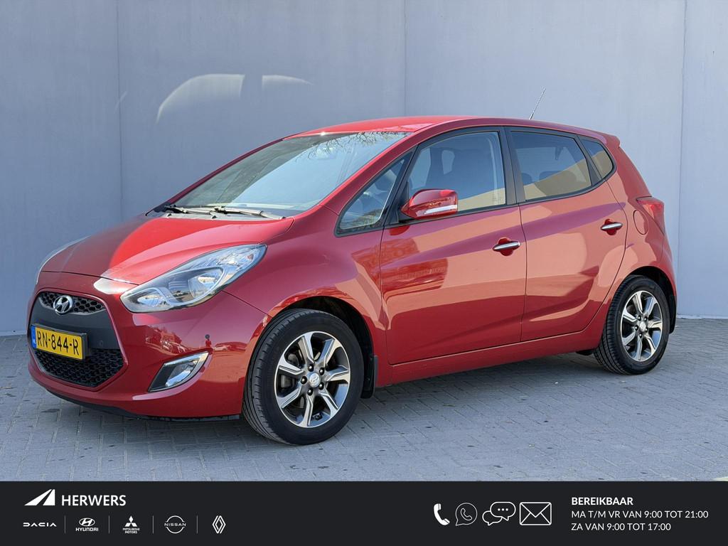 Hyundai ix20 1.6i Go! / Navigatie / Achteruitrij Camera / Or, Euro 5, Gebruikt, 1591 cc, 4 cilinders