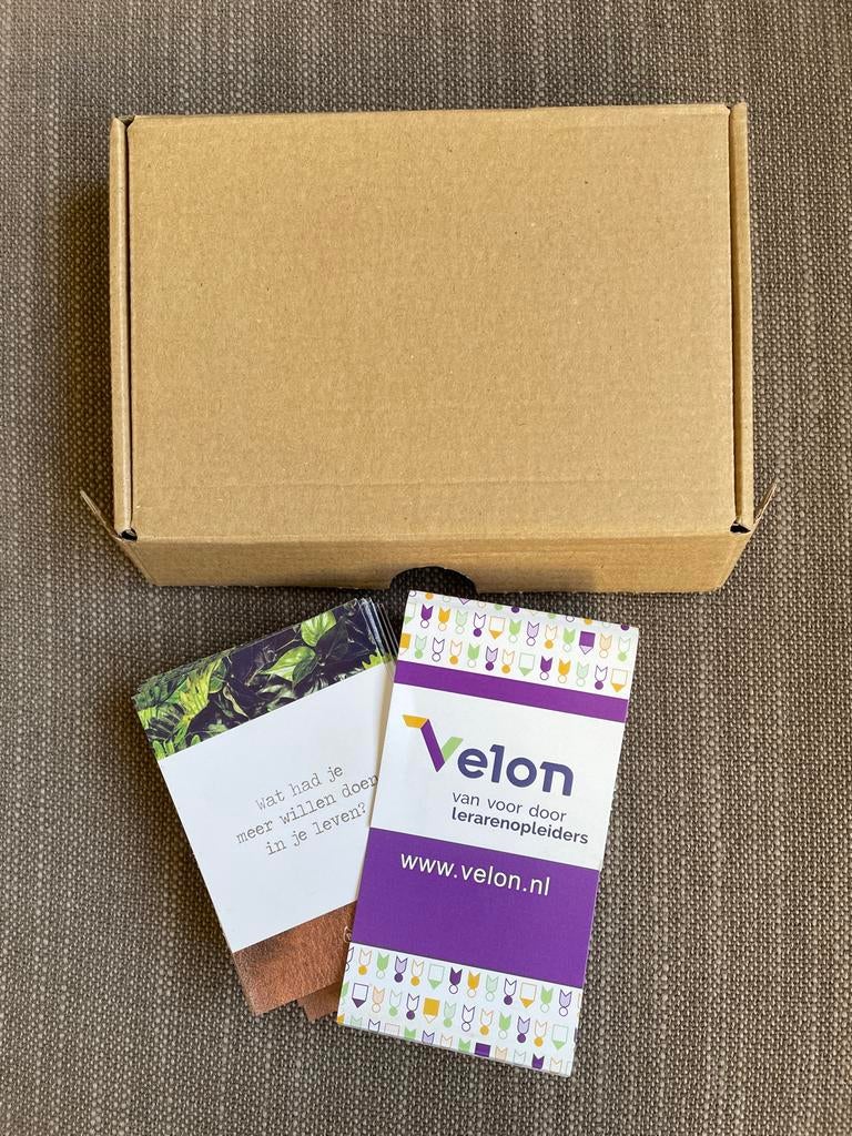Velon Gesprekskaarten en Informatie in Doosje, Ophalen of Verzenden, Zo goed als nieuw