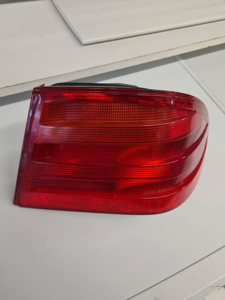 Mercedes Achterlicht - A210 820 44 64, Auto-onderdelen, Verlichting, Mercedes-Benz, Oldtimer onderdelen, Nieuw, Ophalen of Verzenden