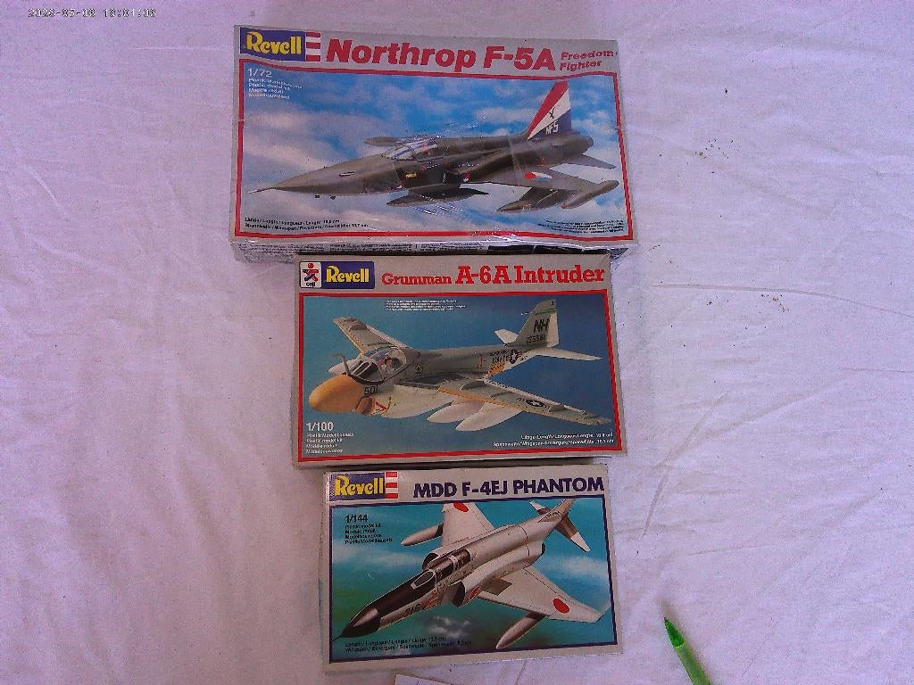 Revell vliegtuig bouwpakketten 3 + 1, 1:72 tot 1:144, Revell, Nieuw, Ophalen of Verzenden