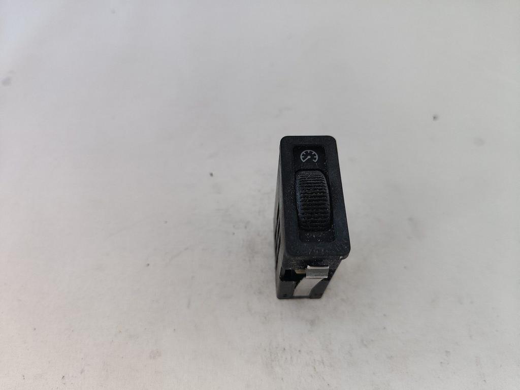 Dim schakelaar dashboard BMW 3 / 5 / 8  serie E36 E34 E31 61, Auto-onderdelen, Dashboard en Schakelaars, BMW, Gebruikt, Ophalen of Verzenden