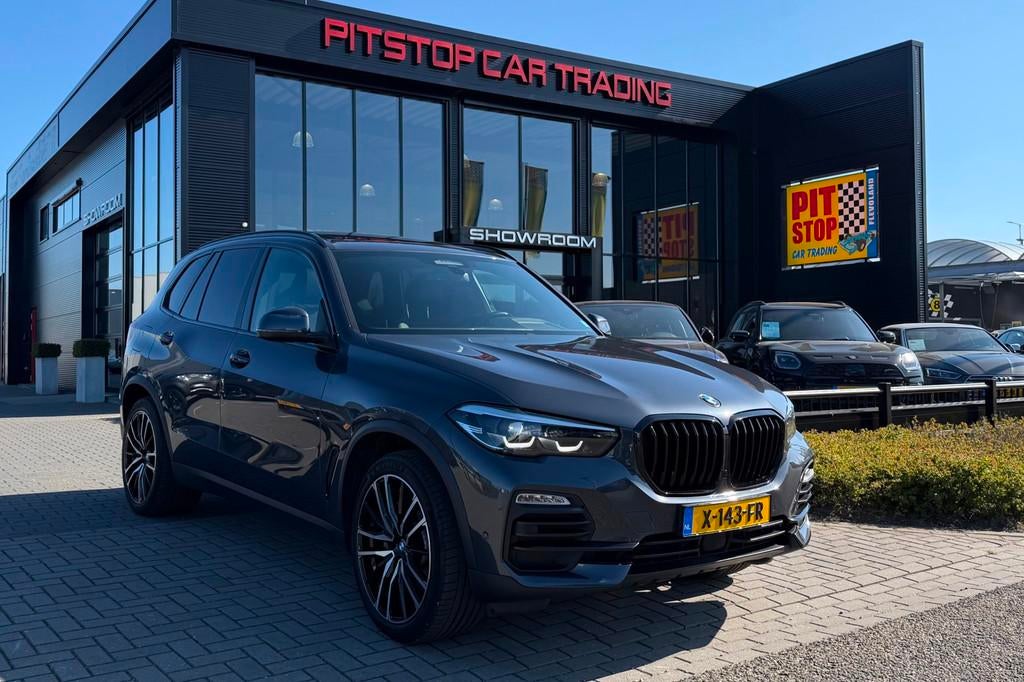 BMW X5 XDrive45e Executive, Pano, Trekhaak, Leder, Camera, A, Gebruikt, Vierwielaandrijving, 2998 cc, SUV of Terreinwagen