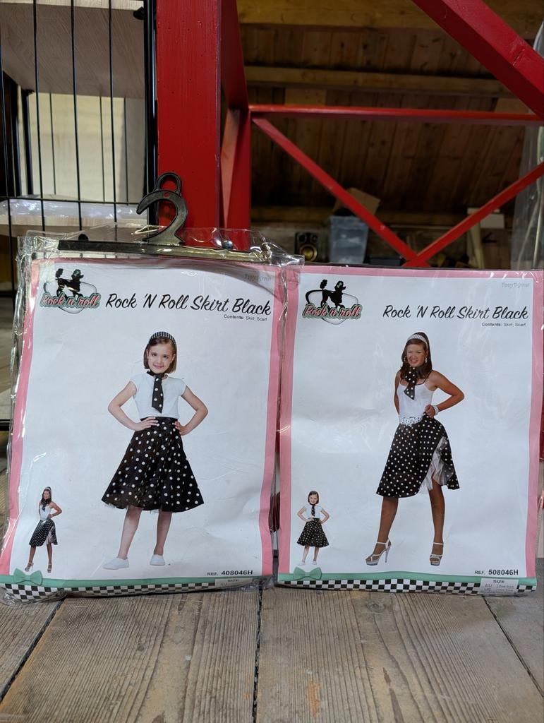 Rock en roll rokjes met sjaaltje 25 stuks, Kinderen en Baby's, Carnavalskleding en Verkleedspullen, Ophalen of Verzenden, Meisje