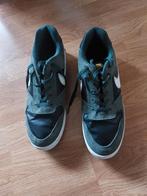1 paar sport schoenen nike groen met wit, Overige kleuren, Sportschoenen, Nike, Ophalen of Verzenden