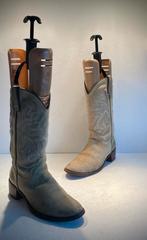 Tony Mora design stoere laarzen / boots beige groen grijs 40, Kleding | Dames, Schoenen, Ophalen of Verzenden, Zo goed als nieuw