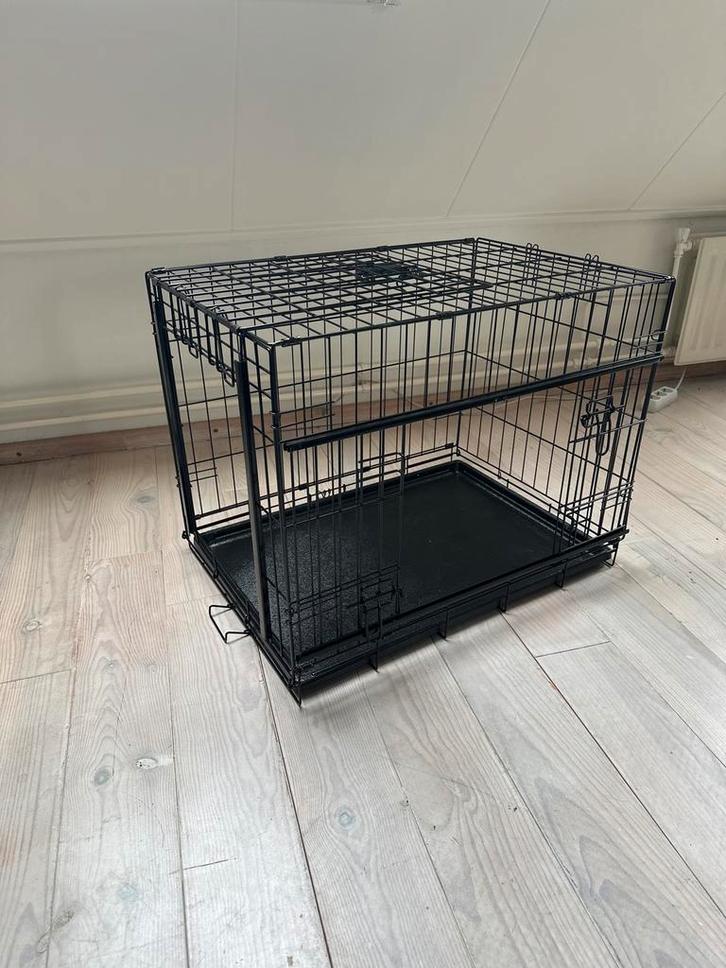 Gloednieuwe bench met schuifdeuren, Dieren en Toebehoren, Hondenbenches, Nieuw, Ophalen