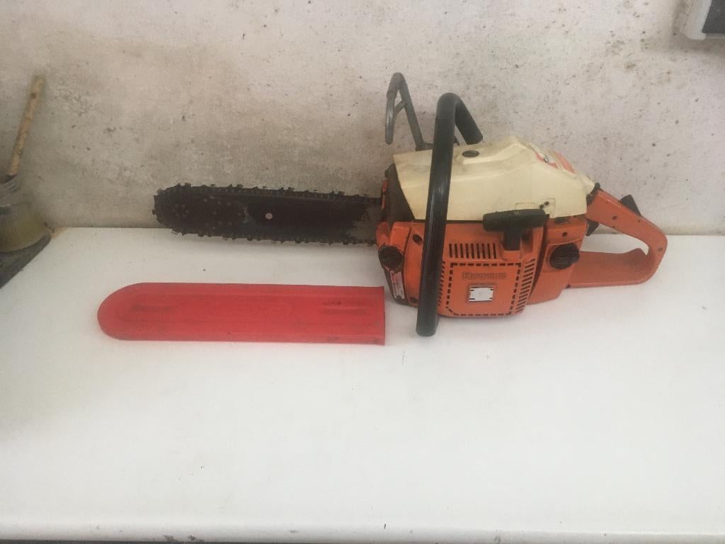 oldtimer kettingzaag motorzaag husqvarna 44 44cc tweetaktmot, Ophalen of Verzenden, Gebruikt, Husqvarna