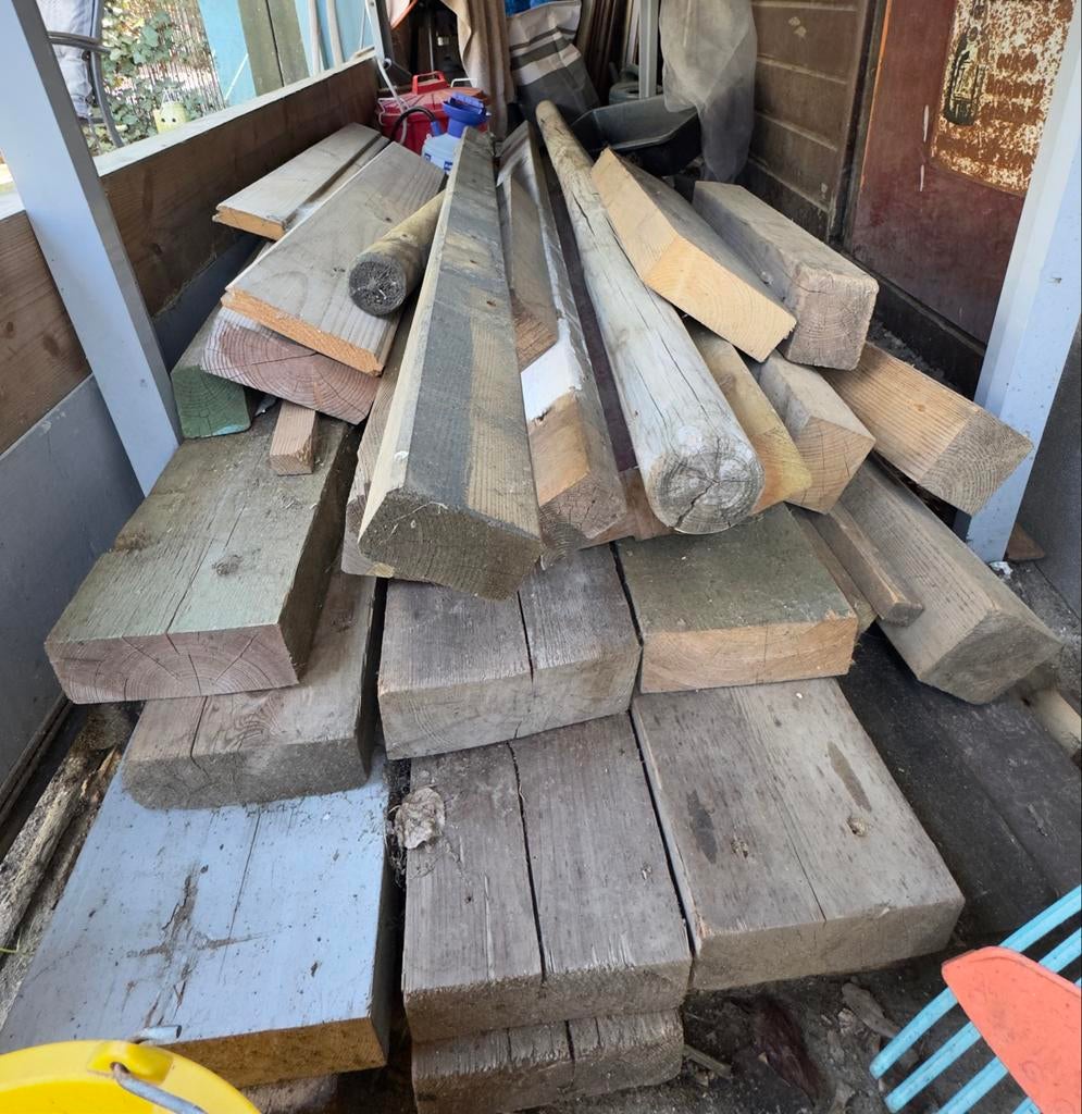 Diverse partij hout: balken en planken, Ophalen, Gebruikt, Grenen, Balk