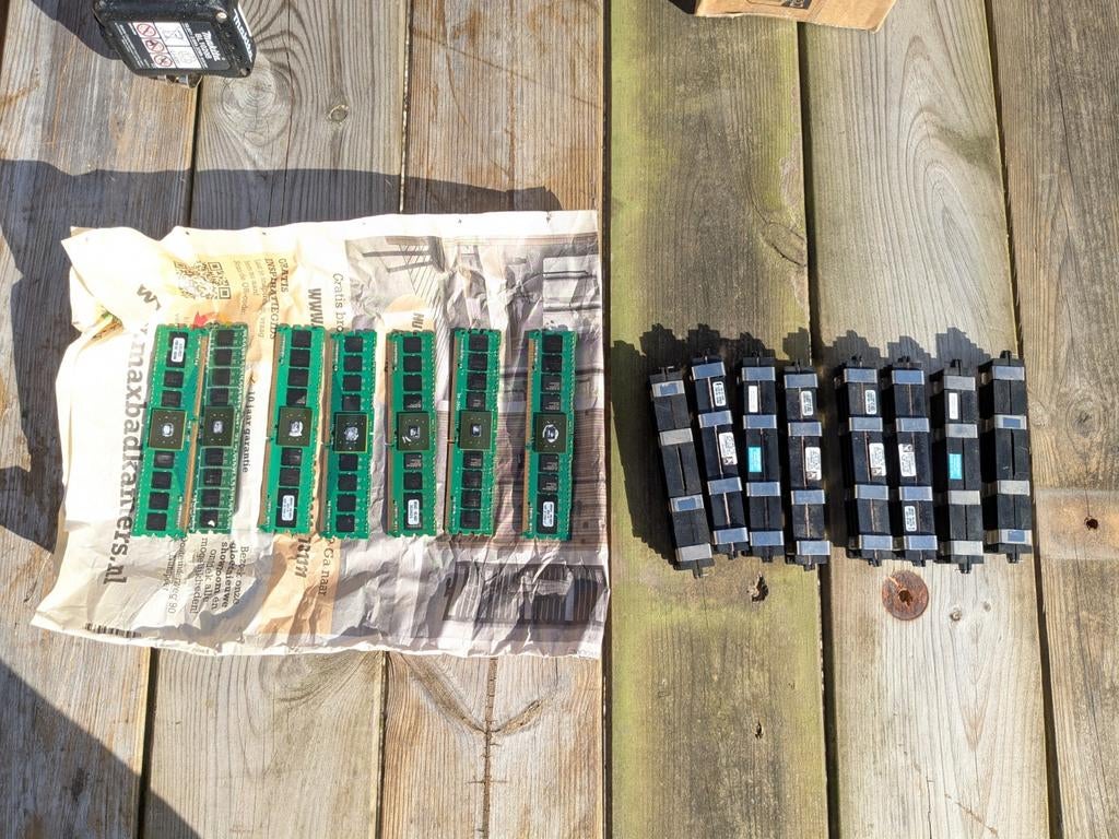 8x 2GB DDR 2 Ram bankjes., Computers en Software, Gebruikt, DDR3, Ophalen of Verzenden, Desktop