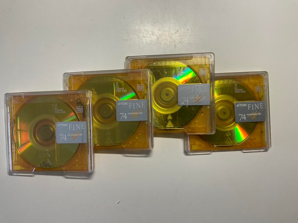 Minidisc’s   TDK FINE 74.  4x als nieuw. 74 minuten, Ophalen of Verzenden, Discman