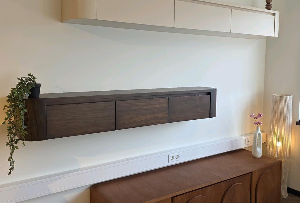 Japandi TV meubel walnoot 180/240 cm | Echt hout | Geen MDF, Huis en Inrichting, Kasten | Televisiemeubels, Nieuw, Minder dan 100 cm