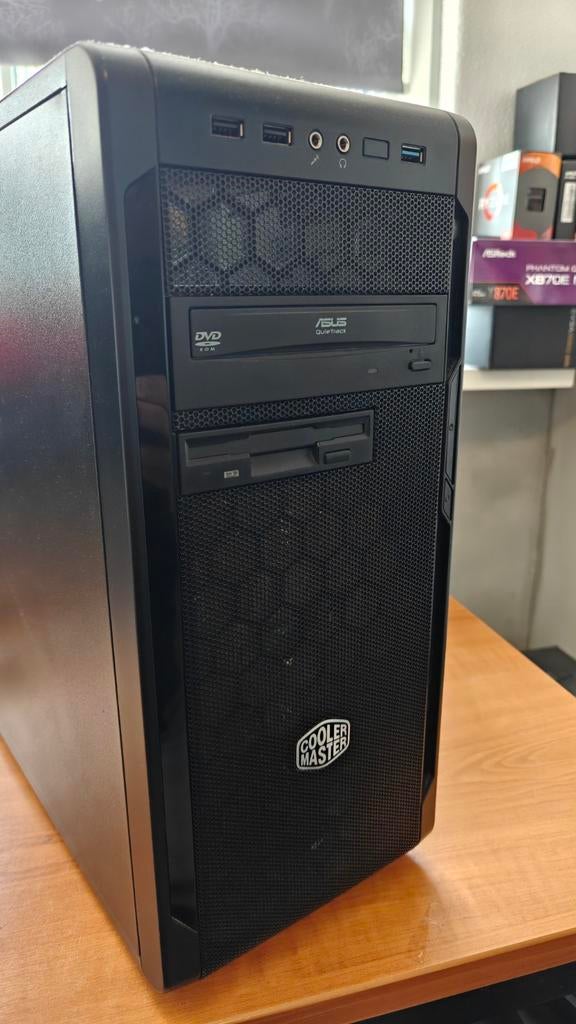 Pentium 3 GeForce 4 mx 460 en 2x 3dfx  Voodoo 2 in sli, Computers en Software, Ophalen