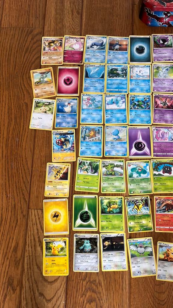 Oude pokemon kaarten, Hobby en Vrije tijd, Verzamelkaartspellen | Yu-gi-Oh!, Ophalen of Verzenden, Zo goed als nieuw, Meerdere kaarten