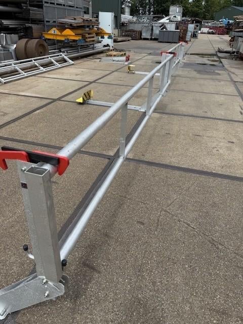 2324. Valbeveiliging voor plat dak / RSS, Ophalen, Gebruikt, Daksteiger, 5 meter of hoger