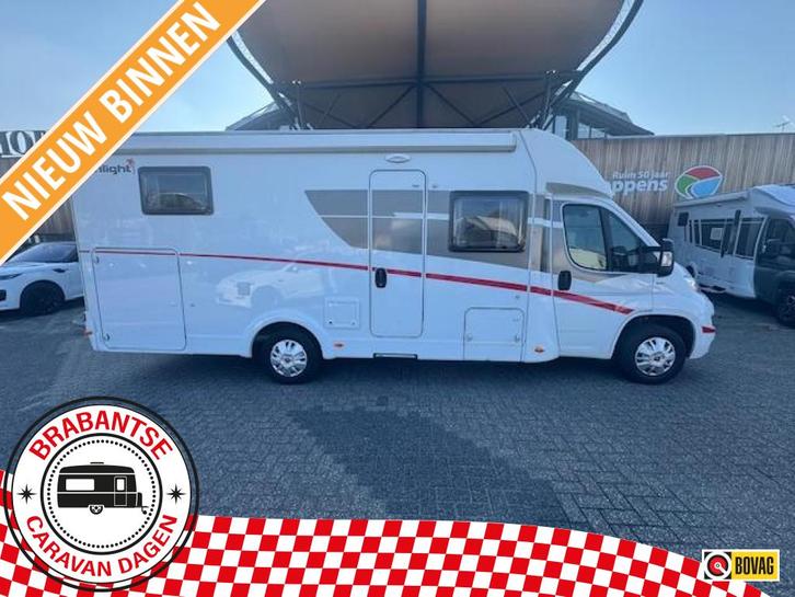 Sunlight T67 Active Zeer netjes !!, Caravans en Kamperen, Campers, Bedrijf, tot en met 6, Half-integraal, Sunlight, Fiat, Diesel