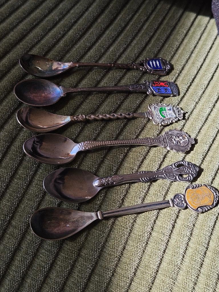 Verzameling vintage lepeltjes 16x + notenkraker + bestekset, Ophalen of Verzenden