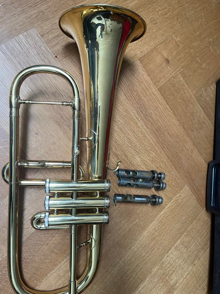 Beugel trompet met koffer Orsi Milano, Ophalen, Gebruikt, Overige typen, Met koffer