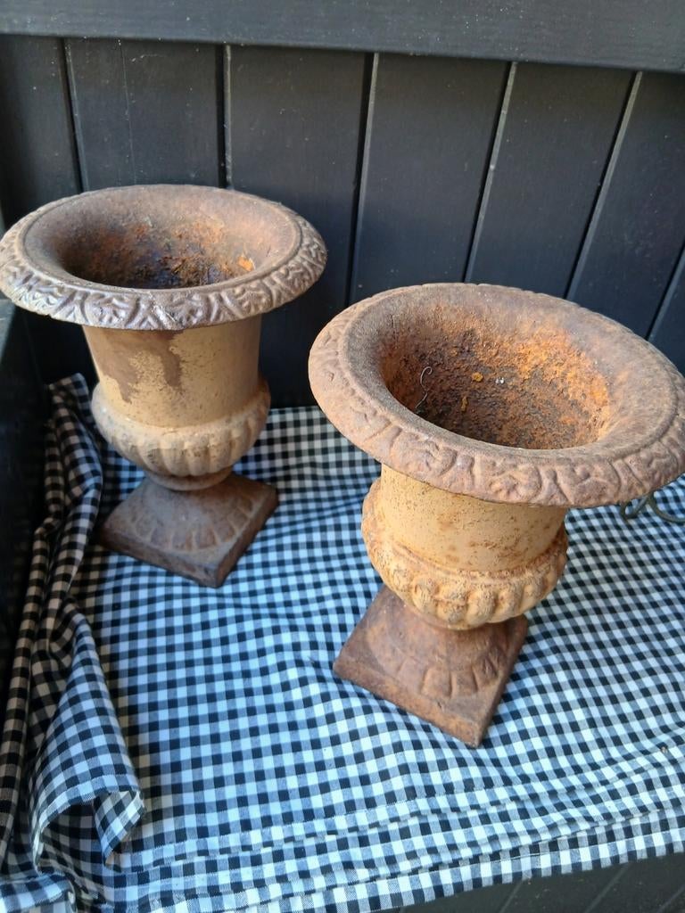 Mooie serie franse gietijzeren potten., Tuin en Terras, Tuinvazen, Ophalen