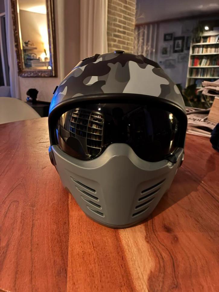 Scooter helm camouflage grijs - Maat M (57-58cm), Fietsen en Brommers, Brommerhelmen, Zo goed als nieuw, Medium, Ophalen of Verzenden