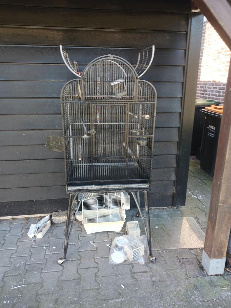 Papagaaienkooi kooi parkietenkooi, Ophalen, Zo goed als nieuw, Metaal, Vogelkooi