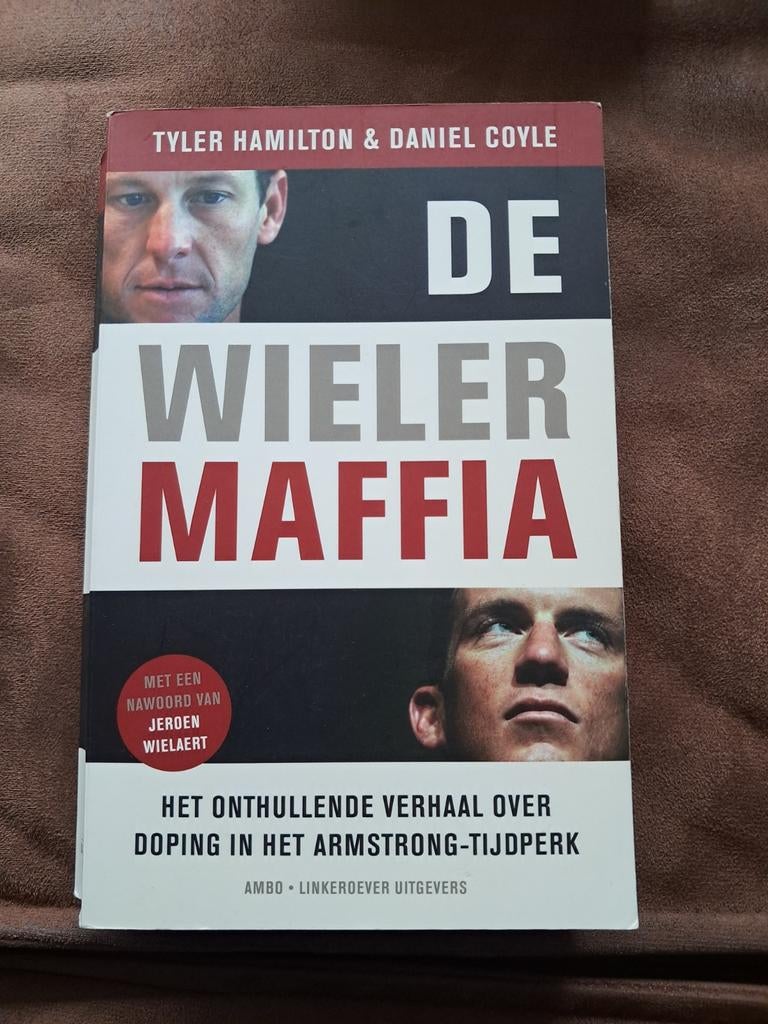 Tyler Hamilton - De wielermaffia, Boeken, Sportboeken, Gelezen, Lopen en Fietsen, Ophalen of Verzenden