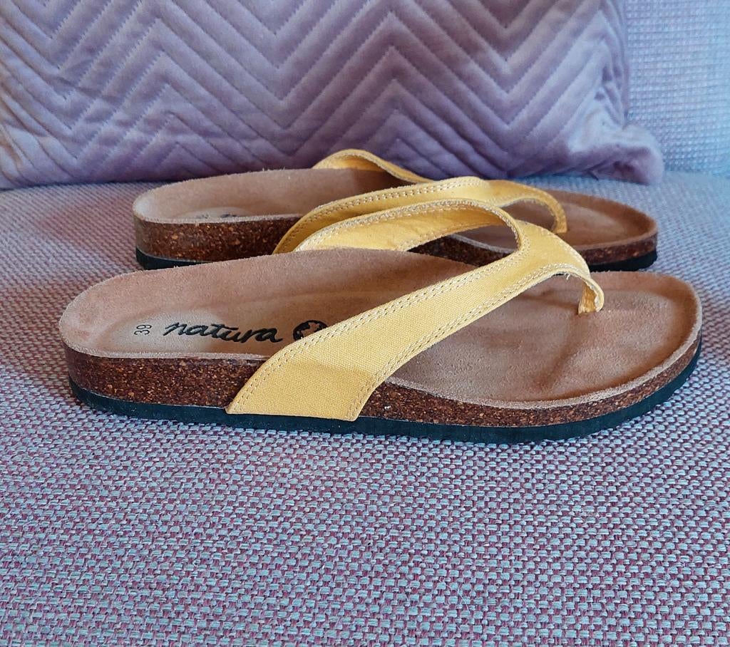 Natura slippers, maat 39, NIEUW, Slippers, Geel, Nieuw, Ophalen of Verzenden