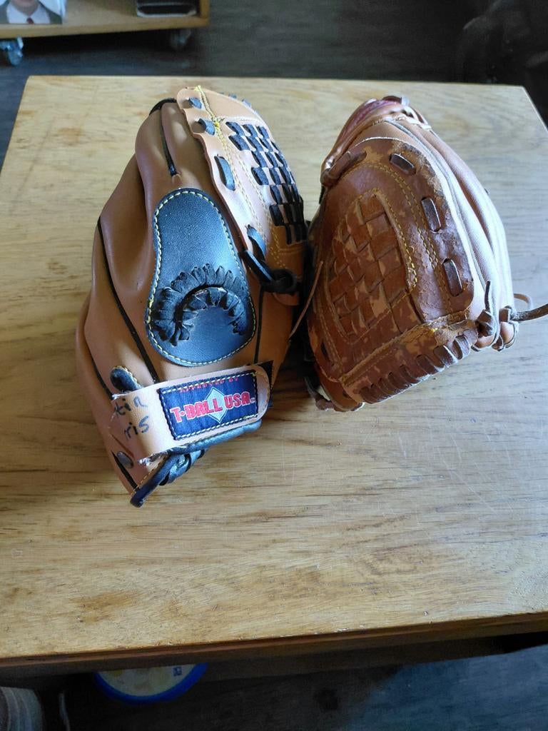 T-Ball USA en Rawlings honkbalhandschoenen, Sport en Fitness, Overige Sport en Fitness, Gebruikt, Ophalen of Verzenden