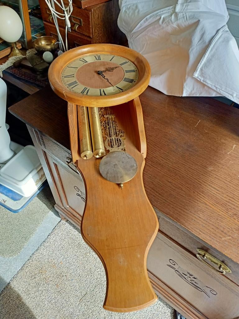 Vintage houten klok met Romeinse cijfers, Ophalen of Verzenden