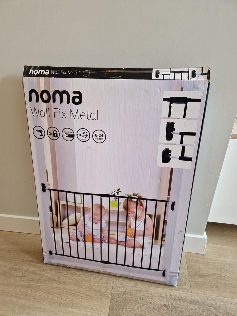 2 Noma traphekjes zwart - nieuwstaat, Kinderen en Baby's, Traphekjes, Ophalen, Zo goed als nieuw, Metaal of IJzer, Schroefhekje