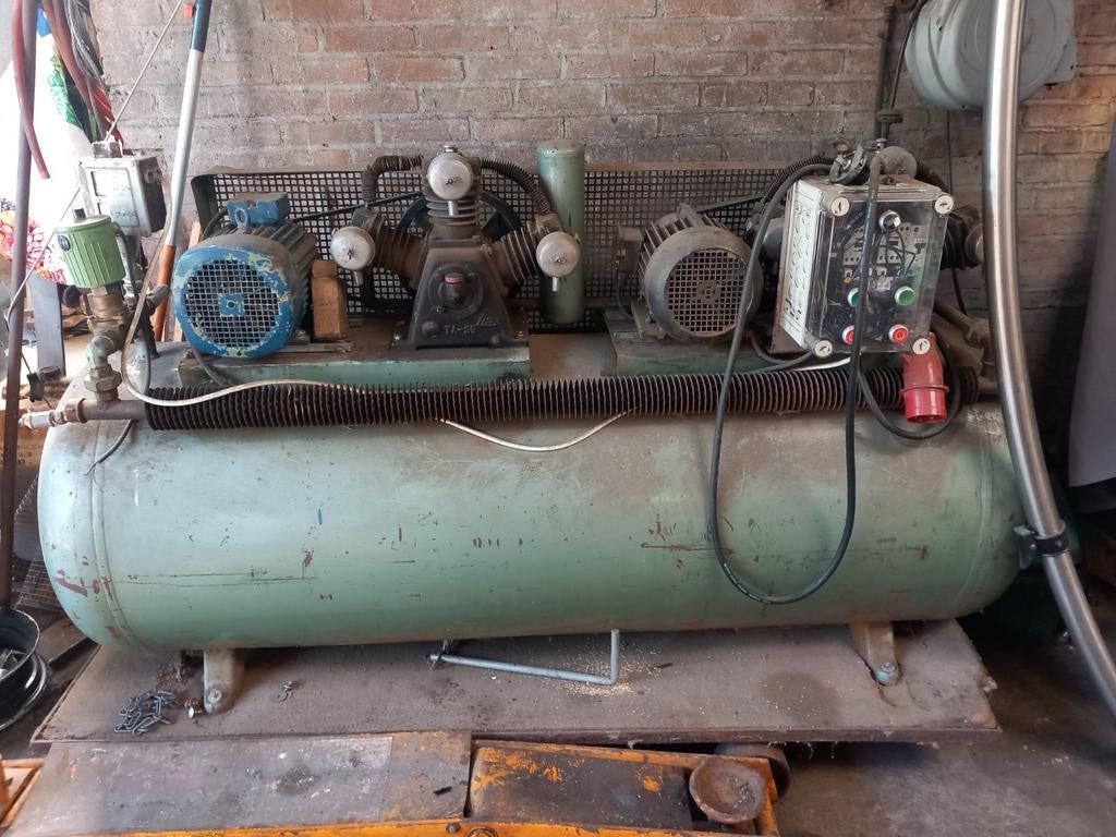 Compressor, 100 liter of meer, Ophalen of Verzenden